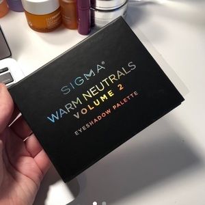 Sigma Warm Neutrals Palette Volume 2
